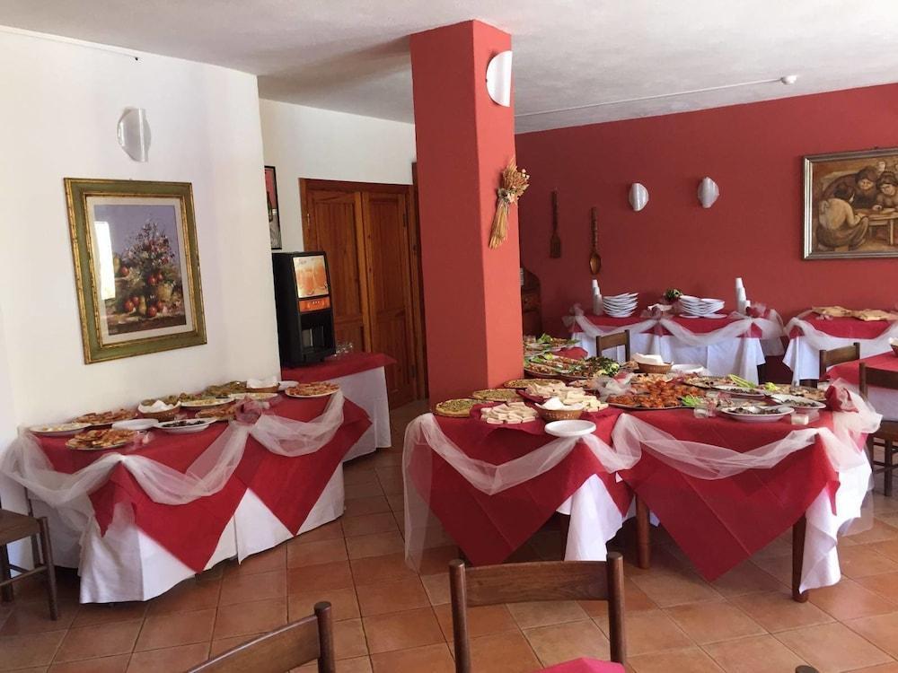 Hotel Sandalion Santa Teresa Gallura Kültér fotó