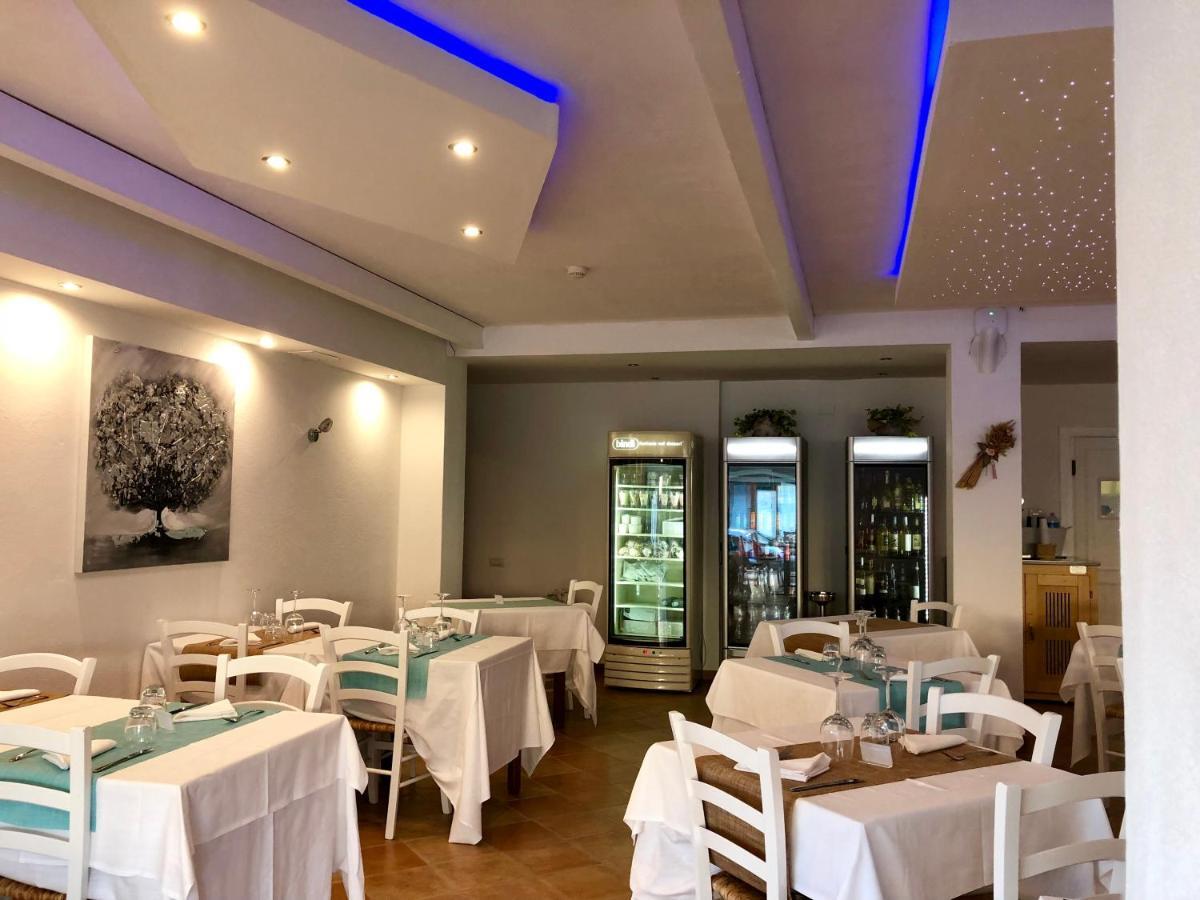 Hotel Sandalion Santa Teresa Gallura Kültér fotó