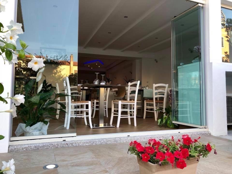 Hotel Sandalion Santa Teresa Gallura Kültér fotó